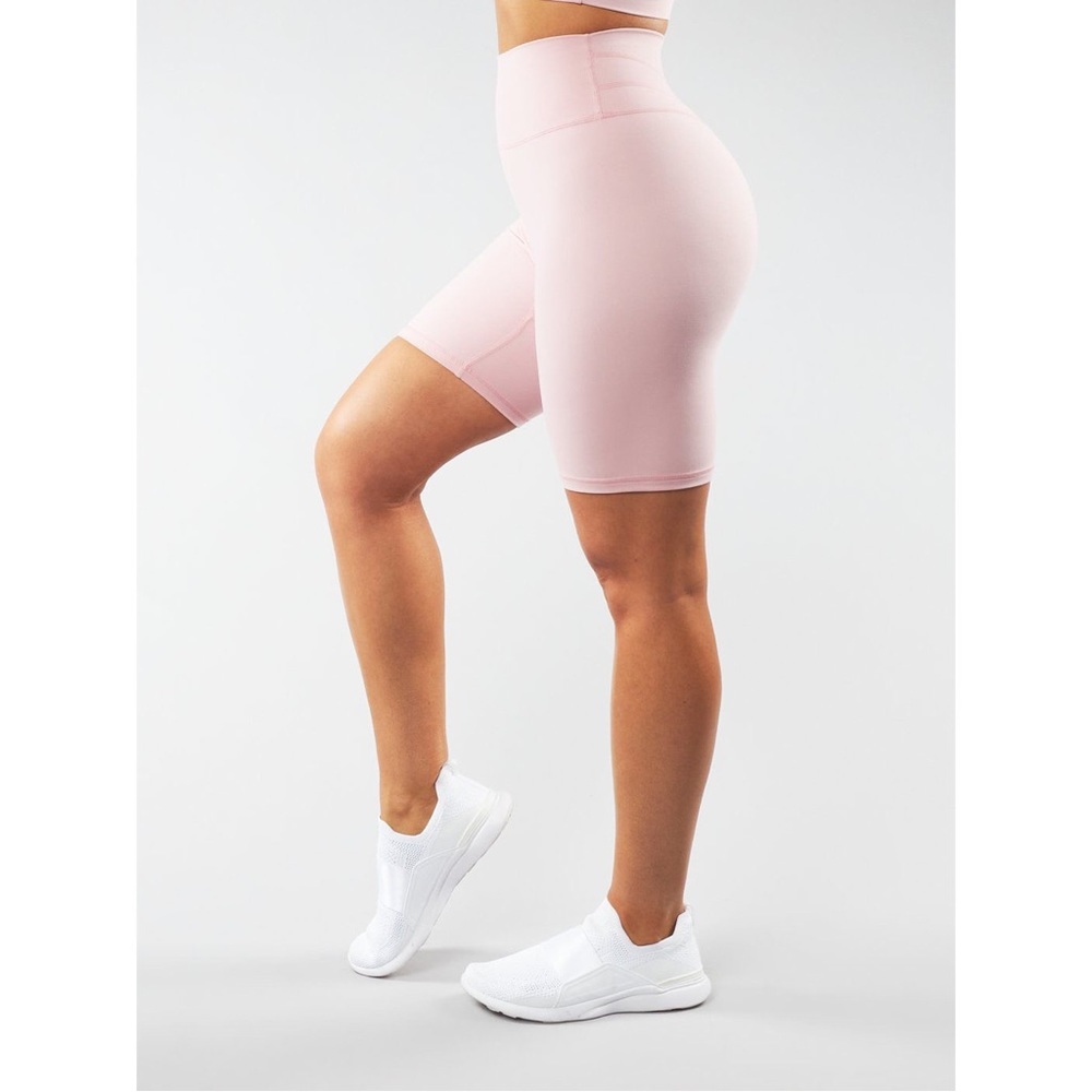 BUFF BUNNY LEGACY BIKE SHORTS